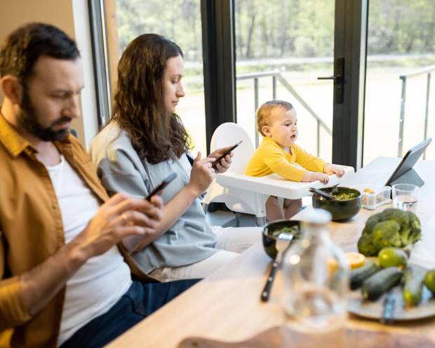 Sweden Urges Parents to Put Their Phones Away Around Children